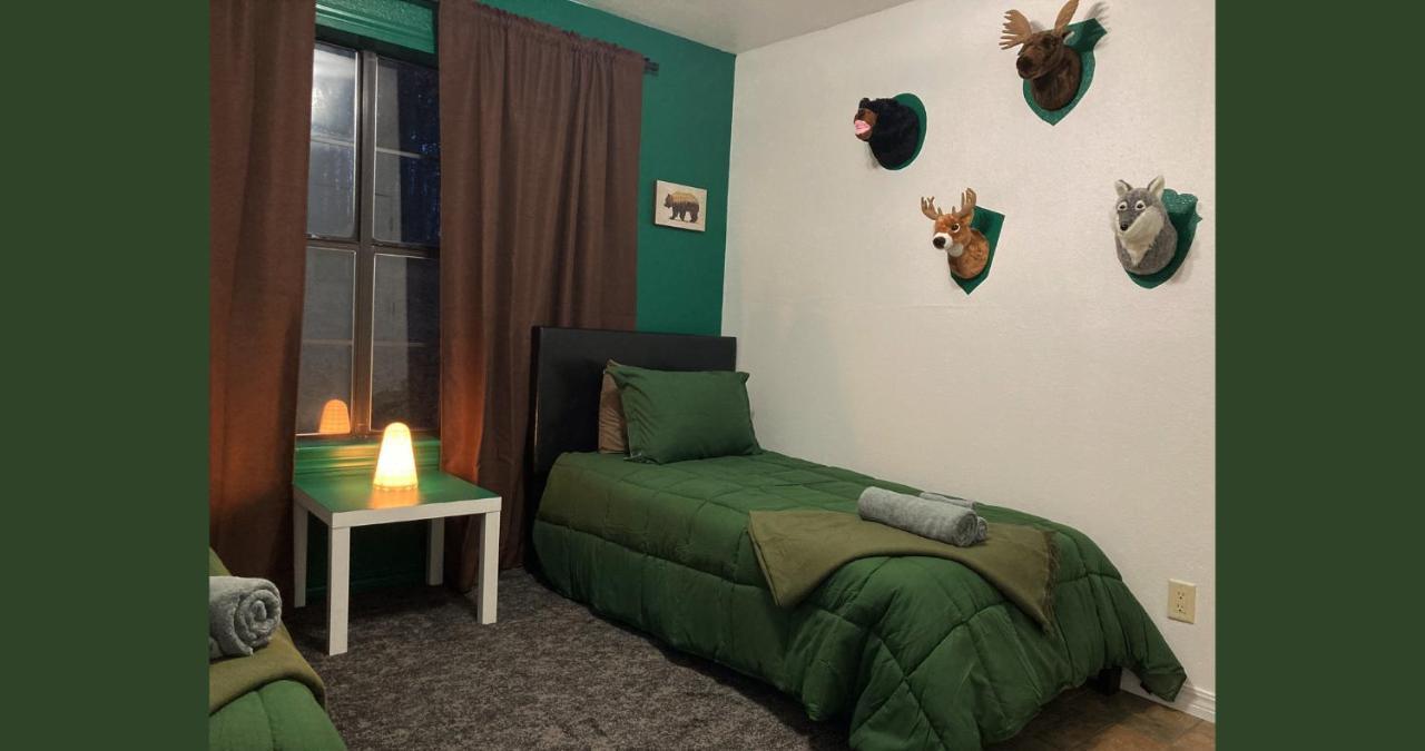 3Bd Cabin Family Fun Arcade Games Fire Pit 5 Min From Lake Fishing Hunting 브로큰보우 외부 사진