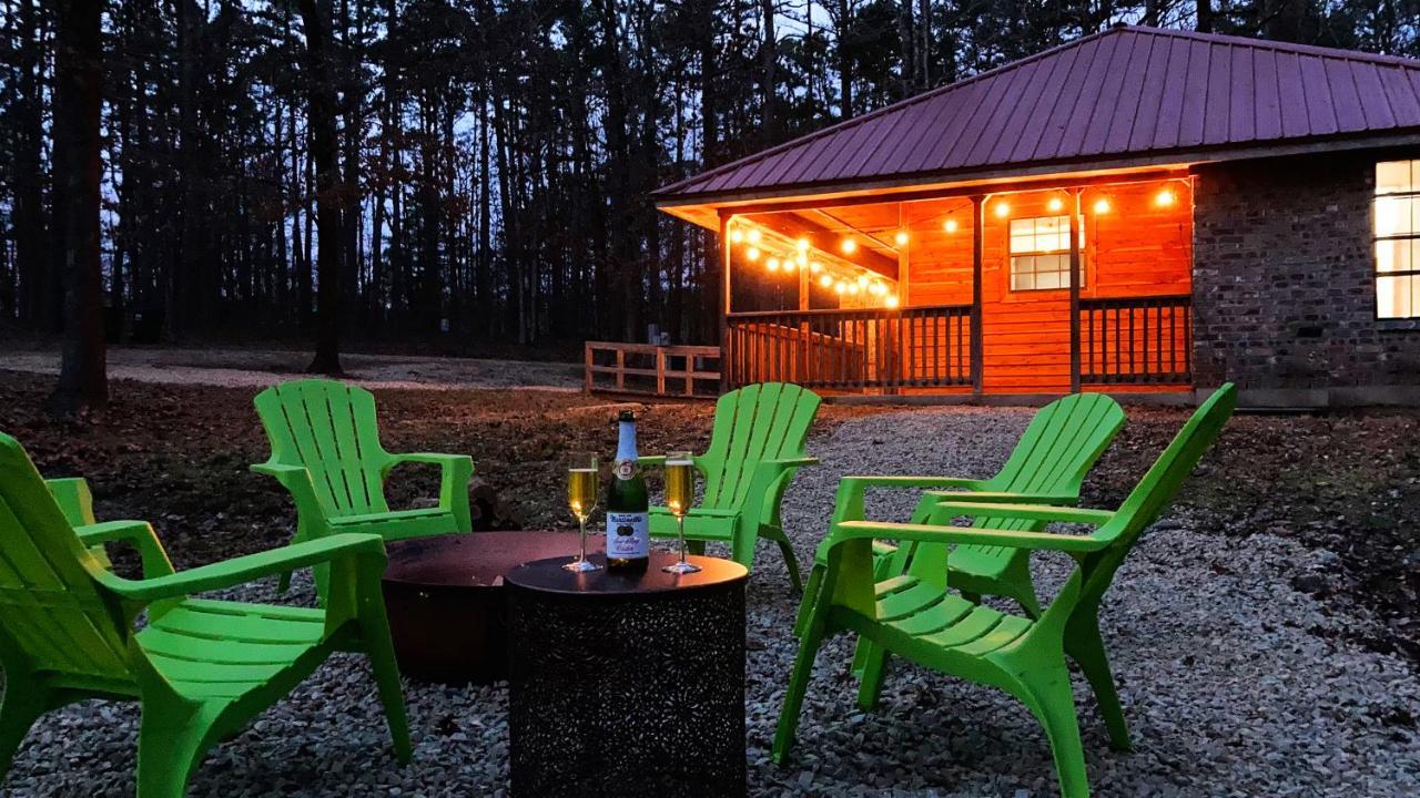 3Bd Cabin Family Fun Arcade Games Fire Pit 5 Min From Lake Fishing Hunting 브로큰보우 외부 사진